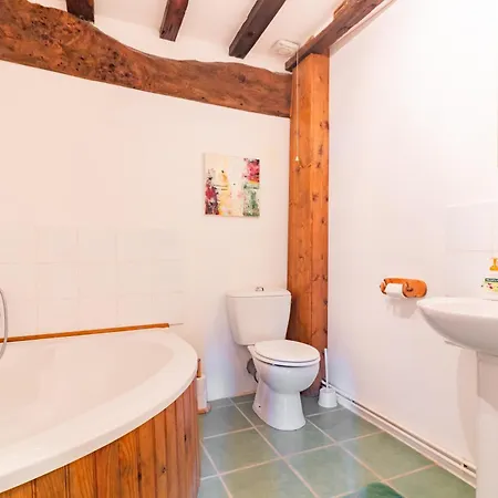 La Maison 1786 - Grand Jardin Et Jacuzzi