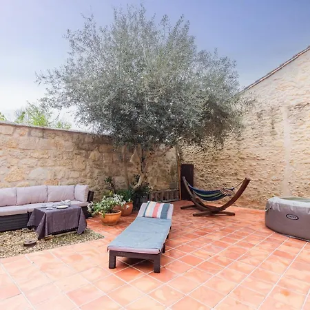 La Maison 1786 - Grand Jardin Et Jacuzzi בית נופש *