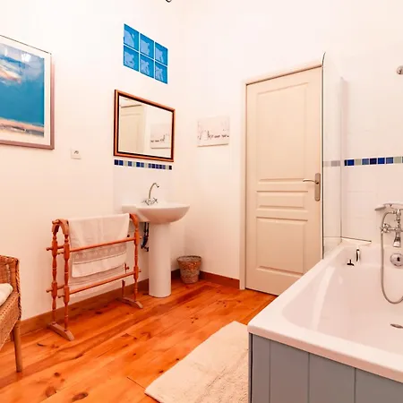 La Maison 1786 - Grand Jardin Et Jacuzzi * Mansonville