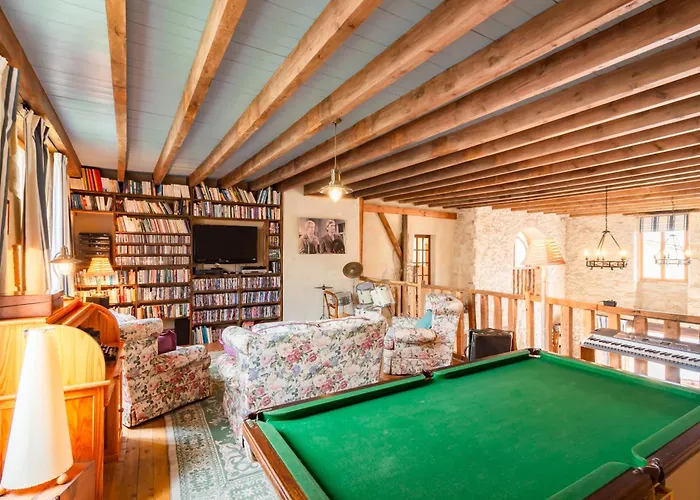 La Maison 1786 - Grand Jardin Et Jacuzzi * Mansonville